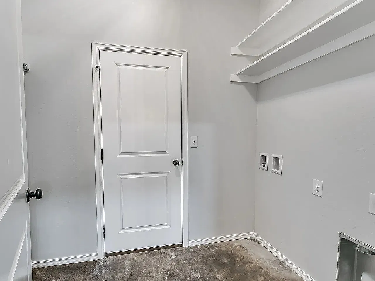 3 bed, 1427 sqft, $1,595 — Photo 2