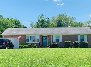 2256 Capri Cir, Chesapeake, VA 23321