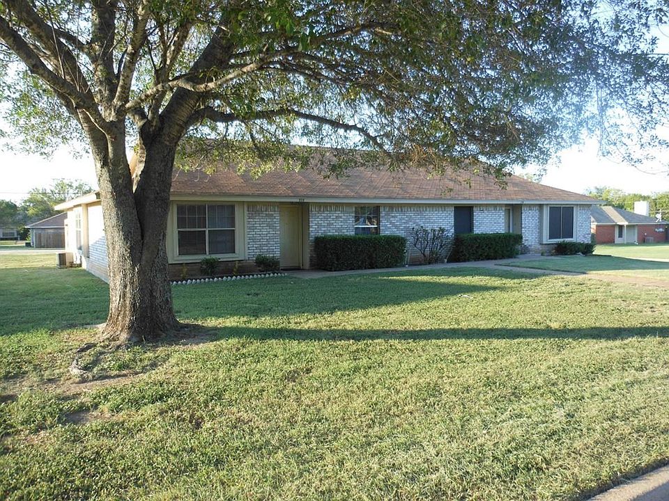 1st image of 228 Kettler Dr #230