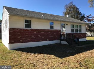 57 Springlake Dr, Newark, DE 19711