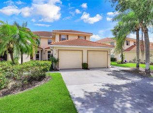 360 Robin Hood Cir UNIT 101, Naples, FL 34104