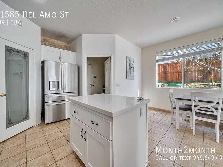 21585 Del Amo St — Photo 15