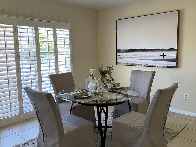 2340 Mount Elena Way — Photo 9