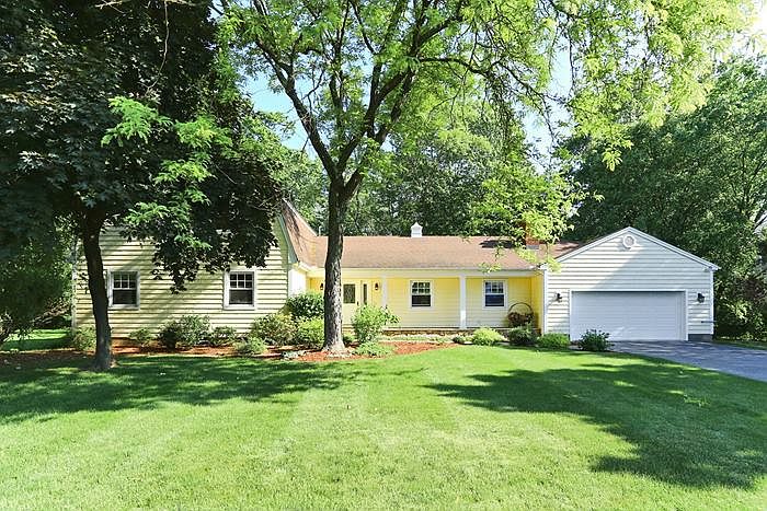 Excellent curb appeal