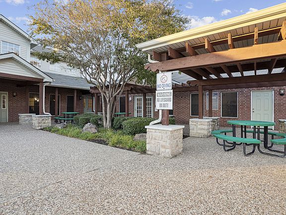 2nd image of 100 Heather Lane Cir #2-230