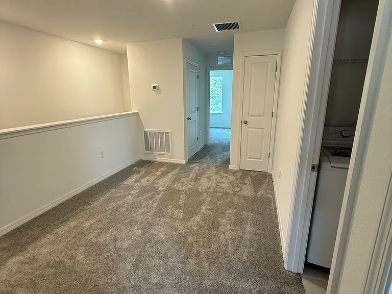 5221 Luisa Ct — Photo 10