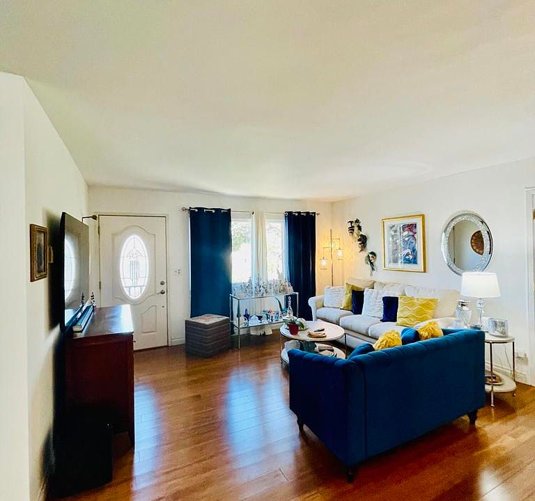 1st image of 4284 Encino Ln