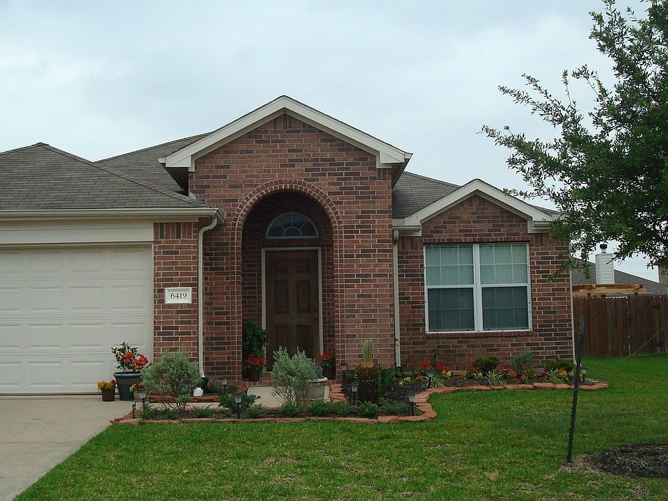 Great home with beautiful landscaping