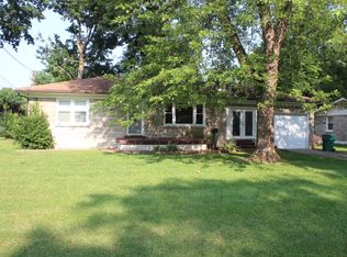 8510 Robbins Rd, Louisville, KY 40258