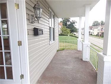 4th image of 1003 Vine St