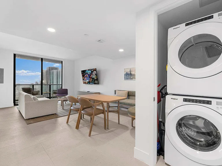 Washer/Dryer