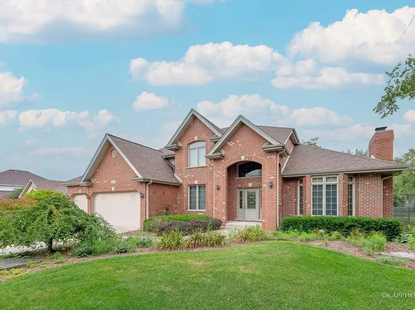 14143 Ravenswood Dr, Orland Park, IL 60462