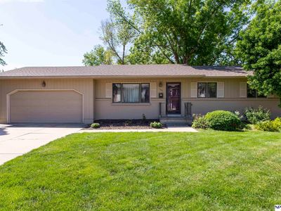 525 Cordes Dr, Papillion, NE, 68046
