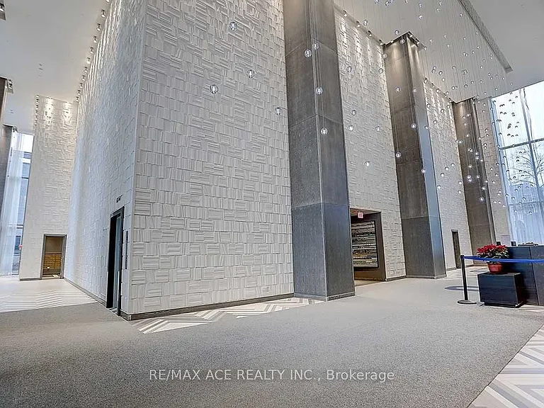 65 Saint Mary St #4209 — Photo 33
