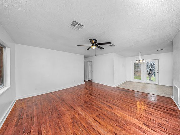 2nd image of 1504 NW 49th St