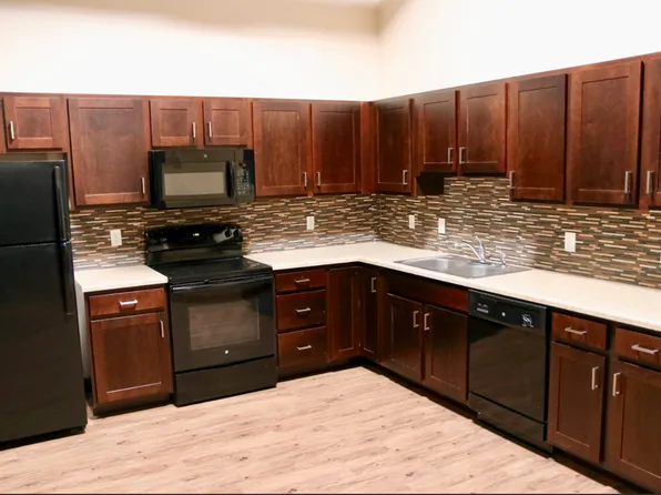 Coventry Lofts, 211 1st Ave SE APT 208, Cedar Rapids, IA 52401