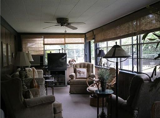 Sunroom (H&C)