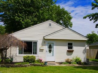 5053 Belle Meadow Rd, Mentor, OH 44060