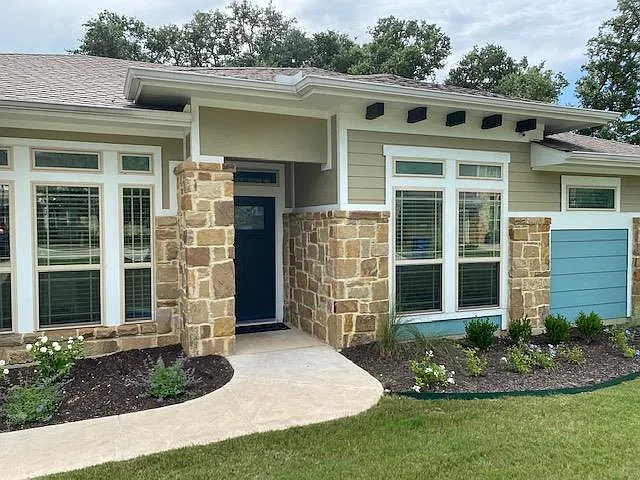 2 bed, 2.0 bath, 1362 sqft, $2,250 — Photo 1