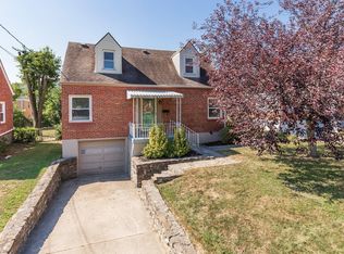 5 Doris Dr, Taylor Mill, KY 41015