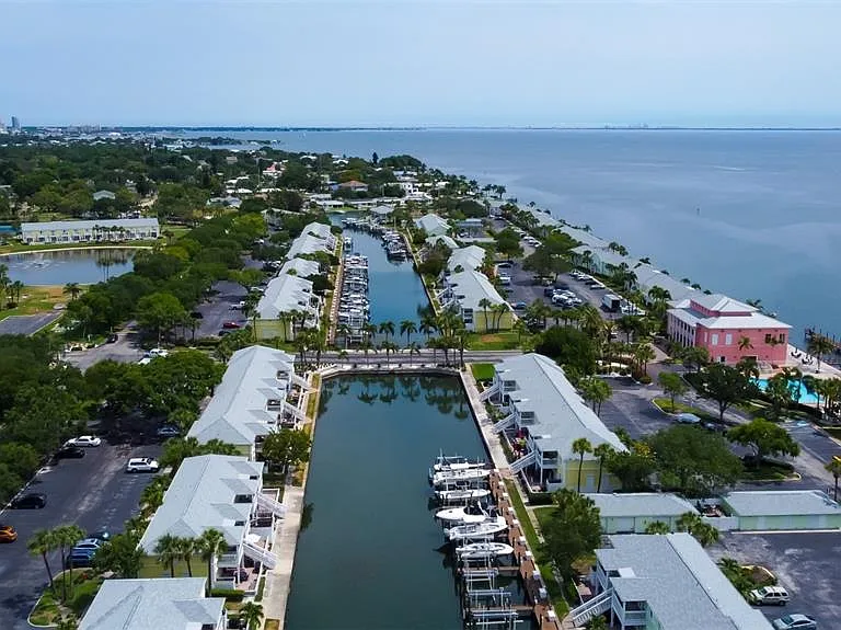 5092 Beach Dr SE #A — Photo 25