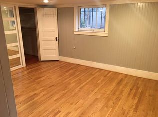 2229 NW Everett St APT 9, Portland, OR 97210
