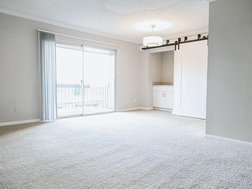 WELCOME HOME TO KINGSTON POINTE APARTMENTS IN KNOXVILLE, TN
