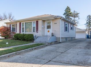 743 S Spring Rd, Elmhurst, IL 60126