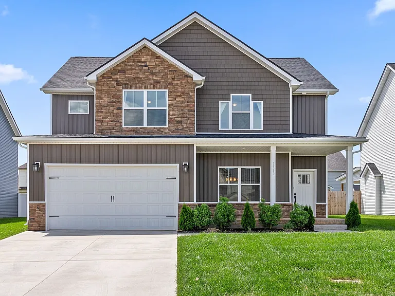 1532 Kingbird Dr — Photo 1