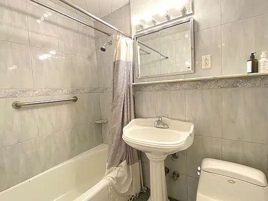 Rented by Corcoran | media 14