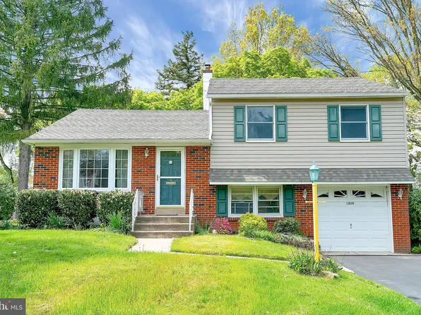 1820 Patricia Ave, Willow Grove, PA 19090