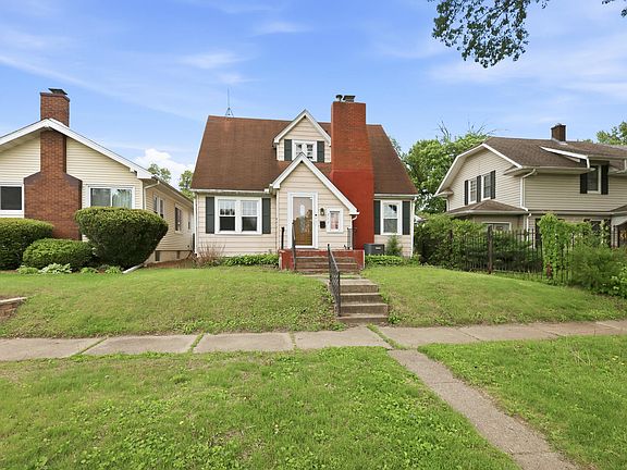 2nd image of 714 23rd Ave