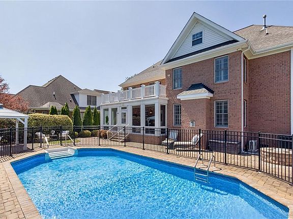 3rd image of 6003 Spinnaker Cove Ct