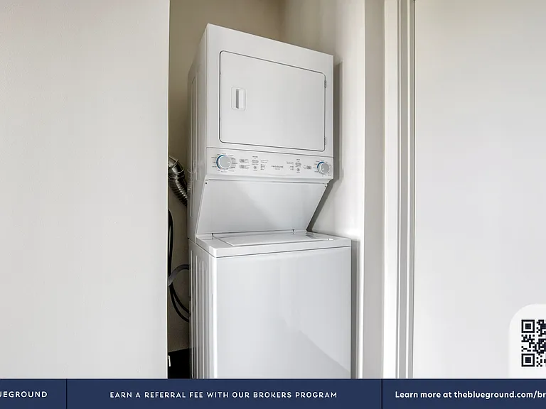 Washer/Dryer in Apartment