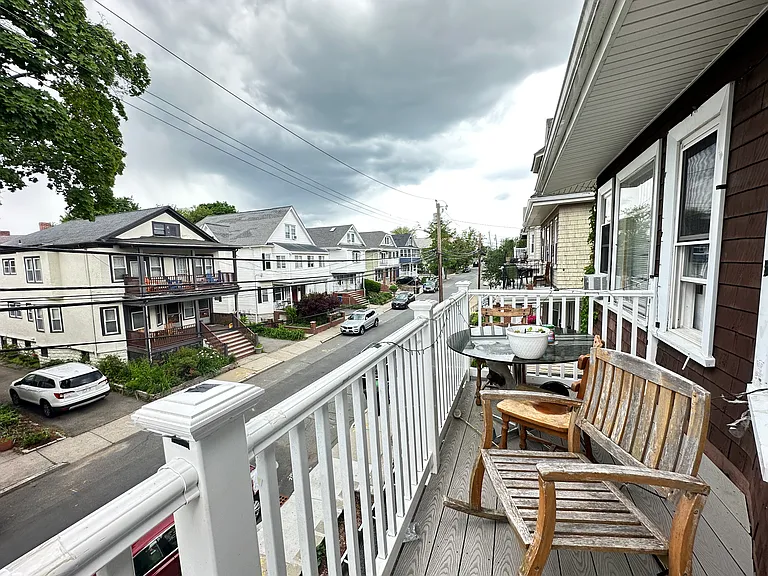 142 W Adams St #2 — Photo 14