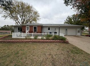 13 S Bow Dr, Cherokee, IA 51012