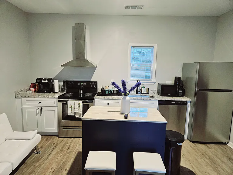 954 Joseph E Boone Blvd NW #D — Photo 4