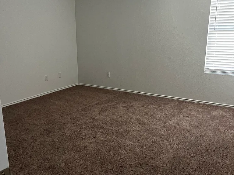 9201 Luciano Pl — Photo 9