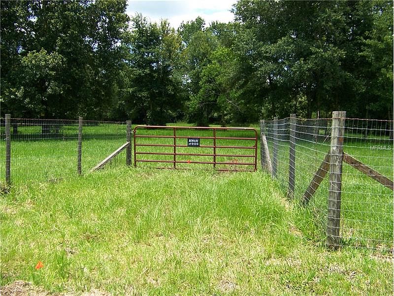 1st image of 12403 Country Side Dr