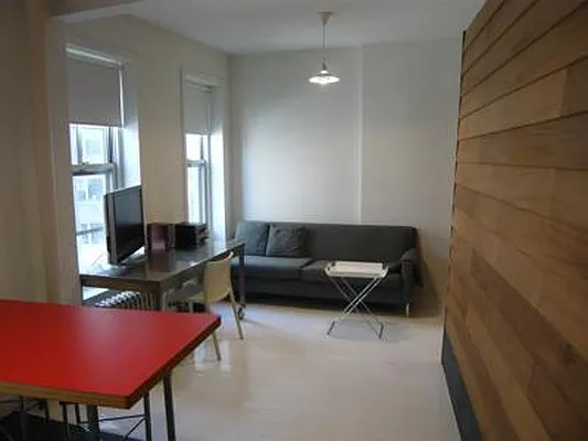 Rented by Veracity NYC LLC | media 33