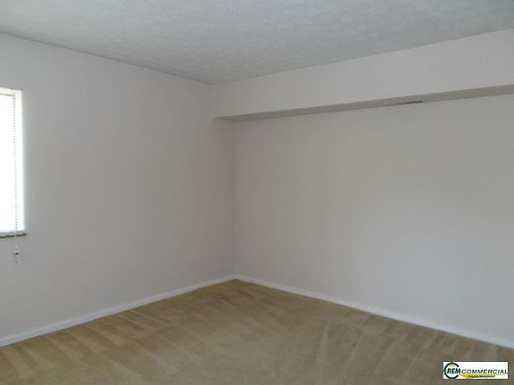 5th image of 1340 Hillcrest Dr APT 205