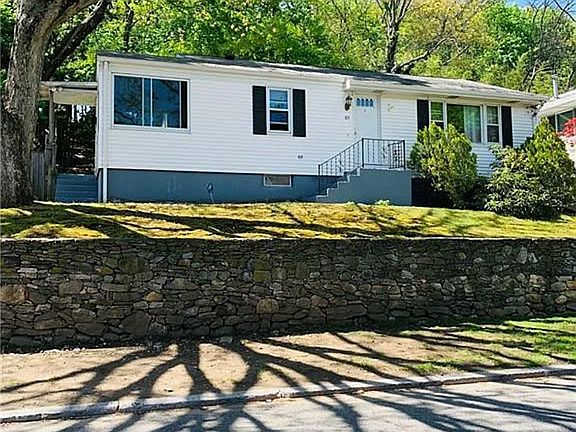 2nd image of 82 Longwood Ave