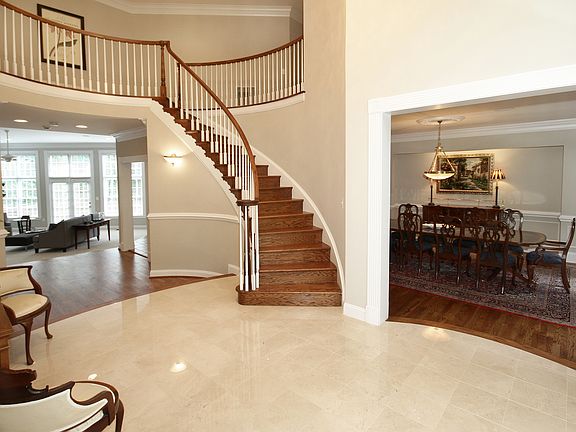 5th image of 11545 Tralee Dr