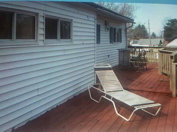 enjoy bbqs & sunshine lg dec