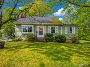 8 Stage Coach Road, Bristol, CT 06010