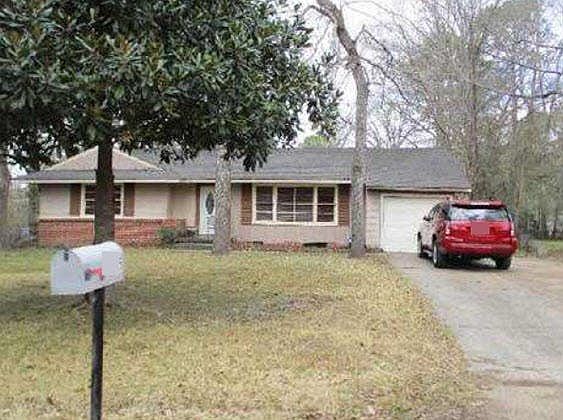 1st image of 125 Wildwood Cir