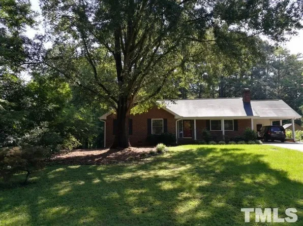 4118 Galax Dr, Raleigh, NC 27612