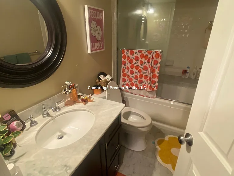 325 Elm St #2 — Photo 3