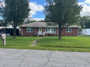 300 Pinecrest Dr, Portsmouth, VA 23701