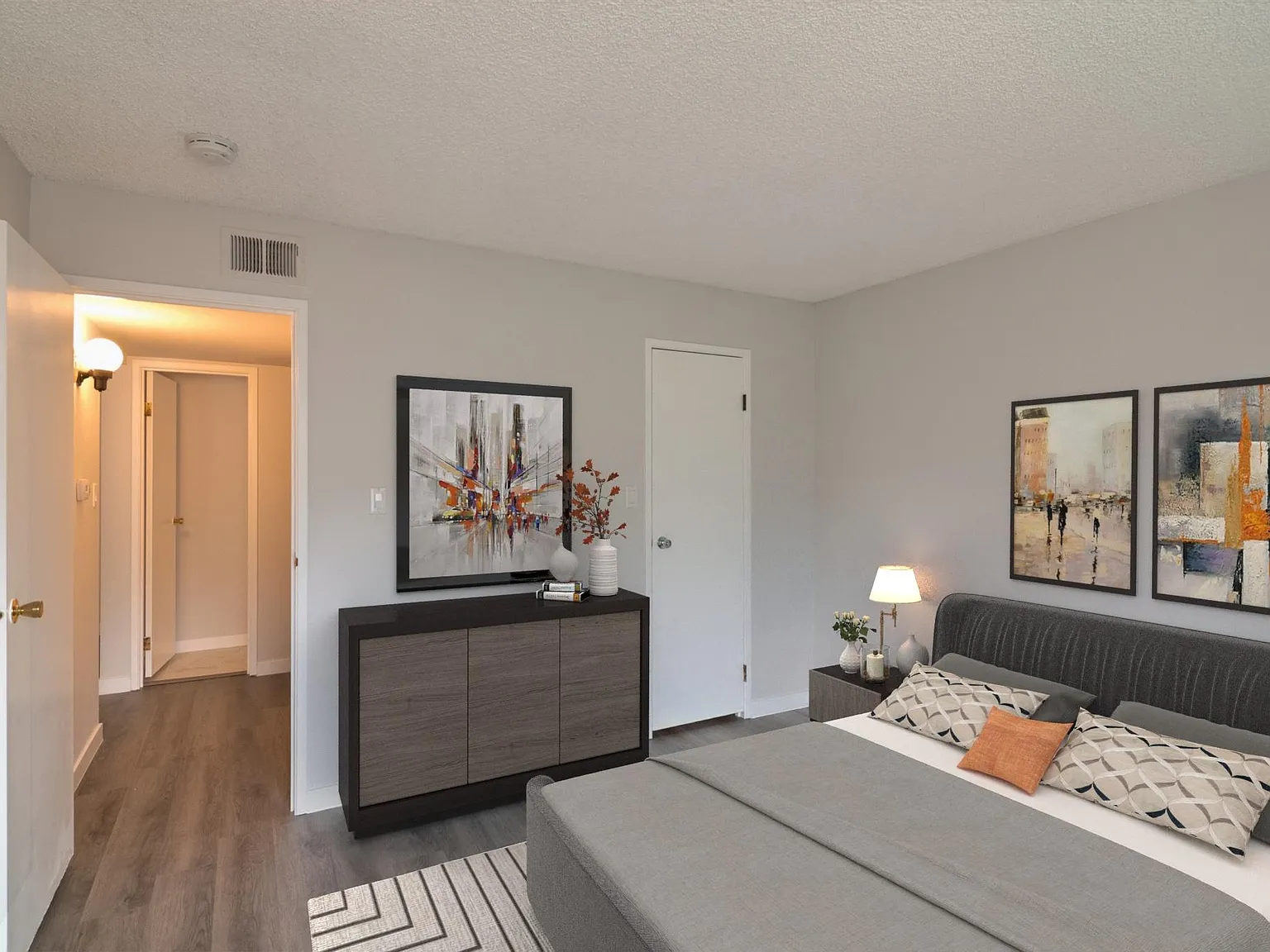 1 bed, 692 sqft, $1,500 — Photo 4